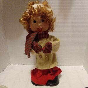 Vintage Caroling Kids By Sandra Lee No Box